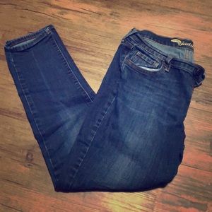 Old Navy Sweetheart Jeans